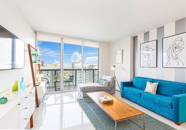 Primary Photo - 485 Brickell Ave