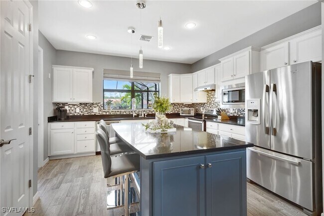 Building Photo - 10908 Clarendon St