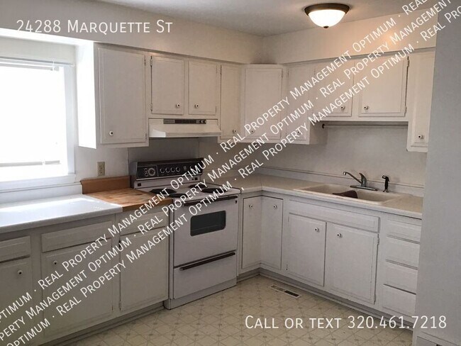 Building Photo - 24288 Marquette St
