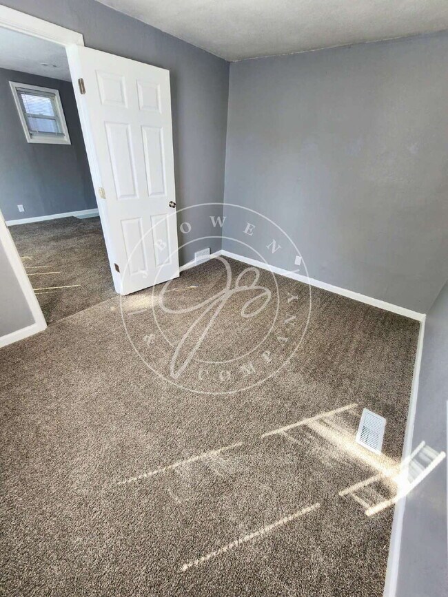 Building Photo - Basically, Brand New! Open Layout 1-Story ...