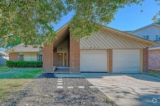 Building Photo - 21631 Park Villa Dr