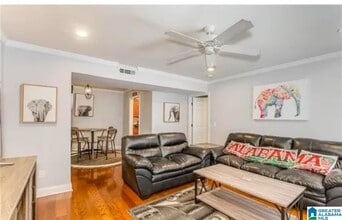 Building Photo - 210 15th St E