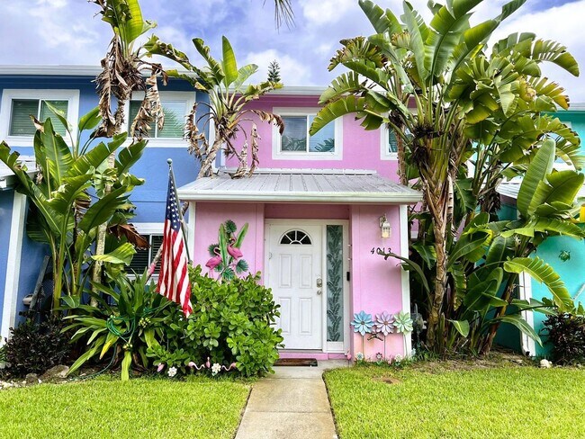 Building Photo - Beautiful 2 Bedroom Townhome in NSB with p...