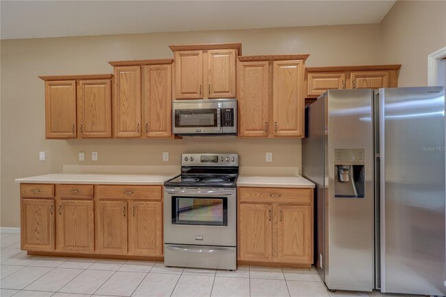 Building Photo - 10215 Evergreen Hill Dr