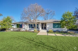 Building Photo - 6441 Park Ln