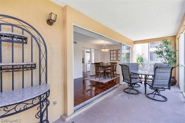 Building Photo - 1400 Pompei Ln