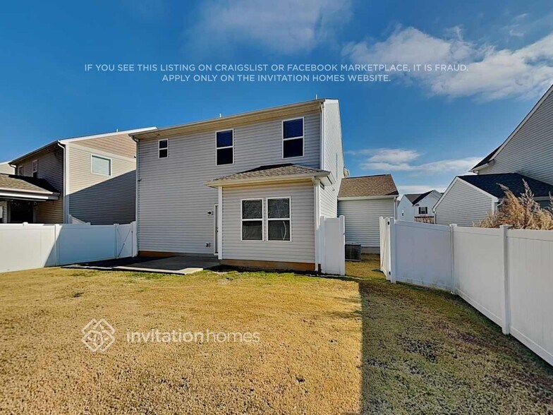 Building Photo - 162 Sutters Mill Dr