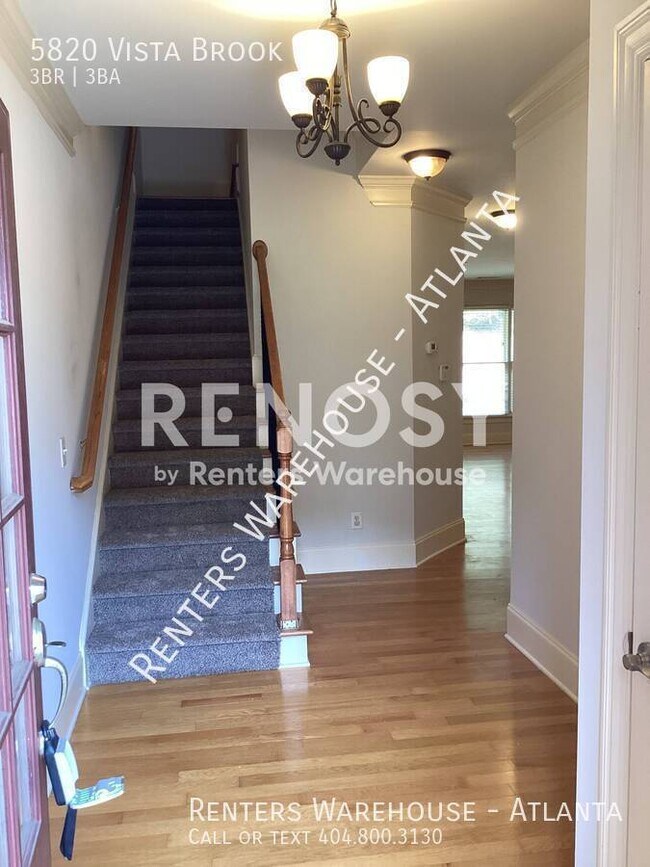 Building Photo - 5820 Vista Brook Dr