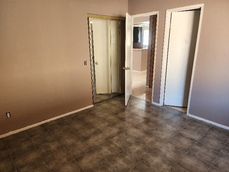 Building Photo - 25270 Wendy Way