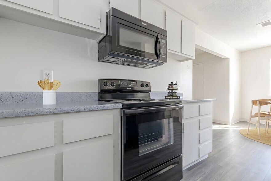 Interior Photo - Sahara and Playa Palms