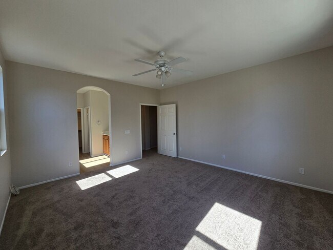 Building Photo - Moreno Valley Single Story Home