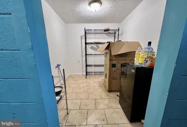 Building Photo - 937 Grant Rd