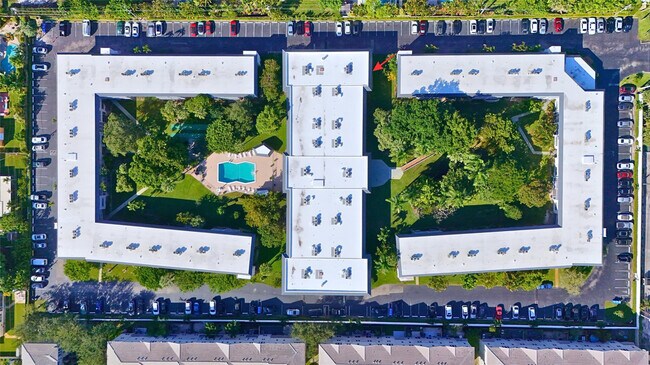 Building Photo - 4025 N Federal Hwy