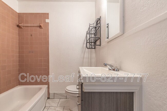 Building Photo - 317 Kashmuir Pl