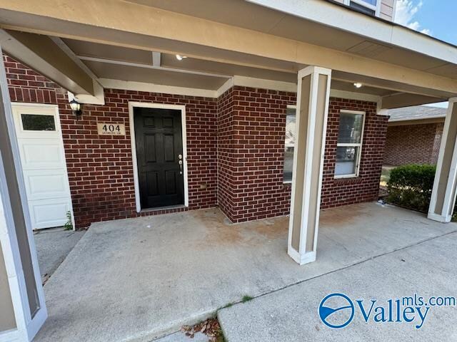 Building Photo - 404 Jasmine Dr