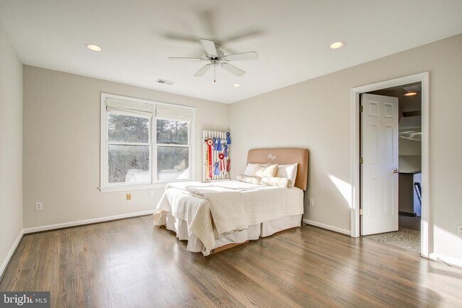 Building Photo - 710 Parrish Farm Ln