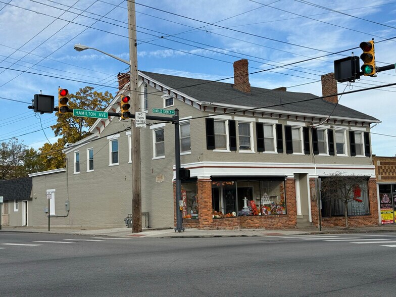 Building Photo - 7601 Hamilton Ave