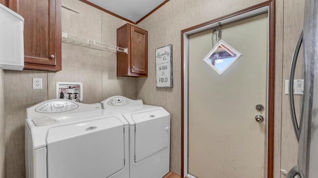 Building Photo - 3527 N U.S. Hwy 281