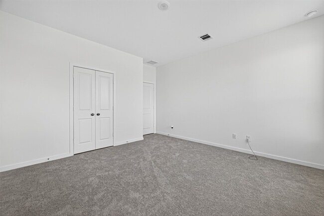 Building Photo - 3028 Avenida Sonoma Dr