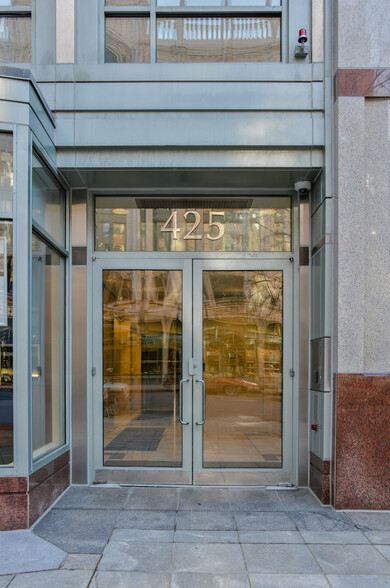 Building Photo - 425 Boylston St