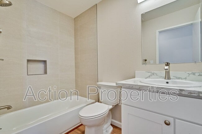 Building Photo - 1664 Merriton Ct