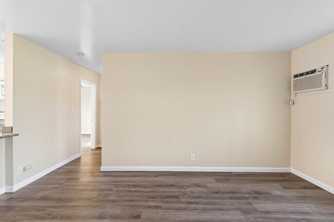 Building Photo - 1356 Monte Vista Ave