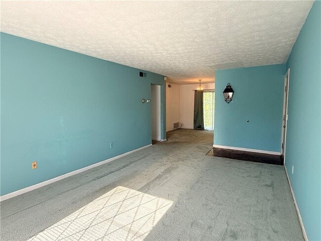 Building Photo - 3237 Abbeywood Dr