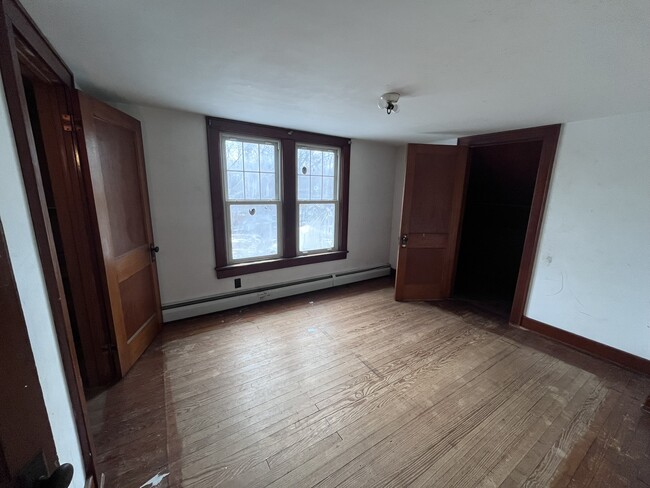 Building Photo - 1515 House