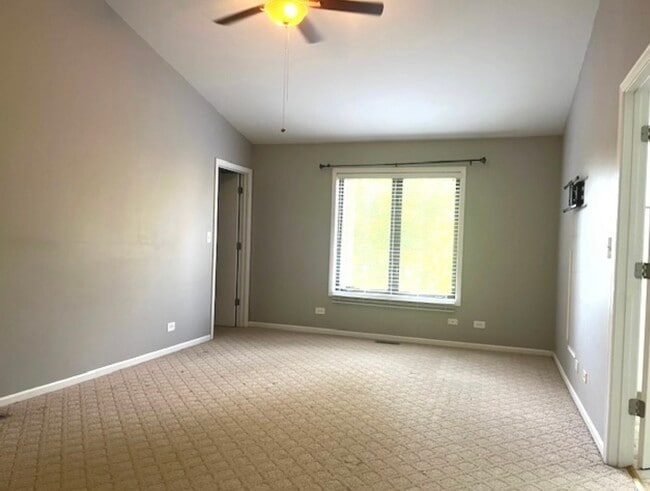 Building Photo - 245 Carlisle Ave