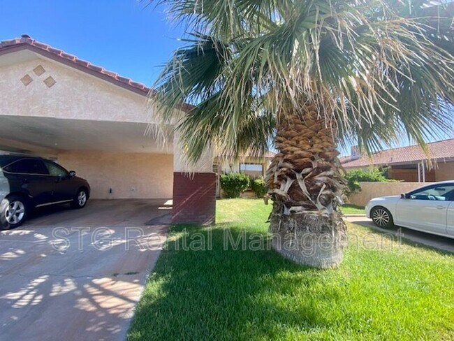 Building Photo - 1075 1400 W St