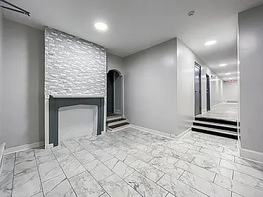 Building Photo - 5800 N 16th St