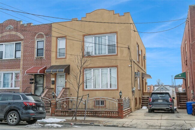 Building Photo - 9312 Avenue M