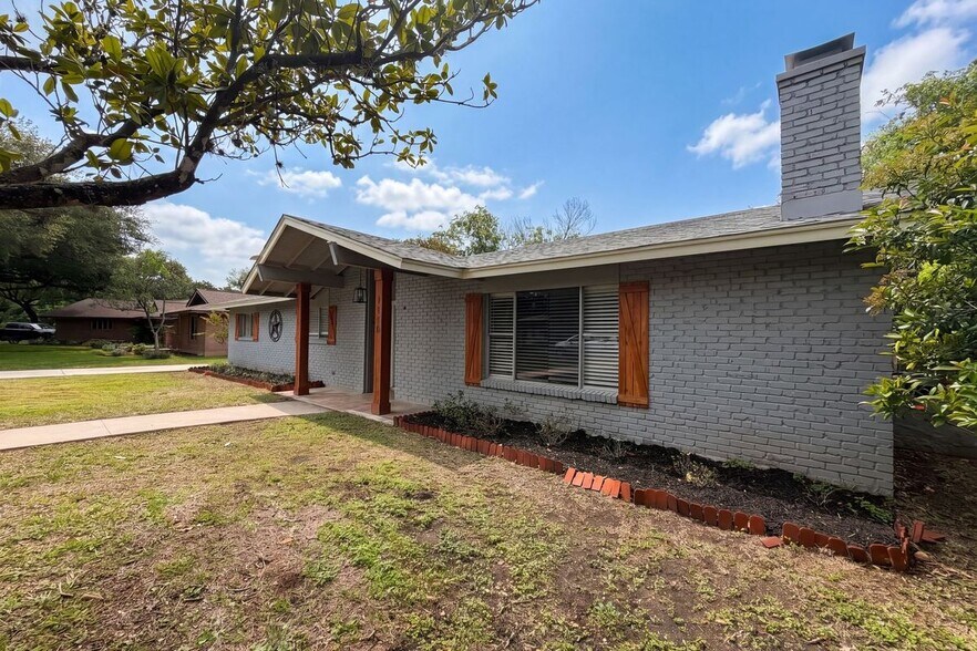 Building Photo - 1118 Melissa Dr