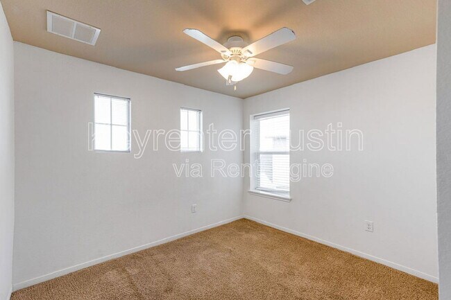 Building Photo - 12105 Greywacke Dr