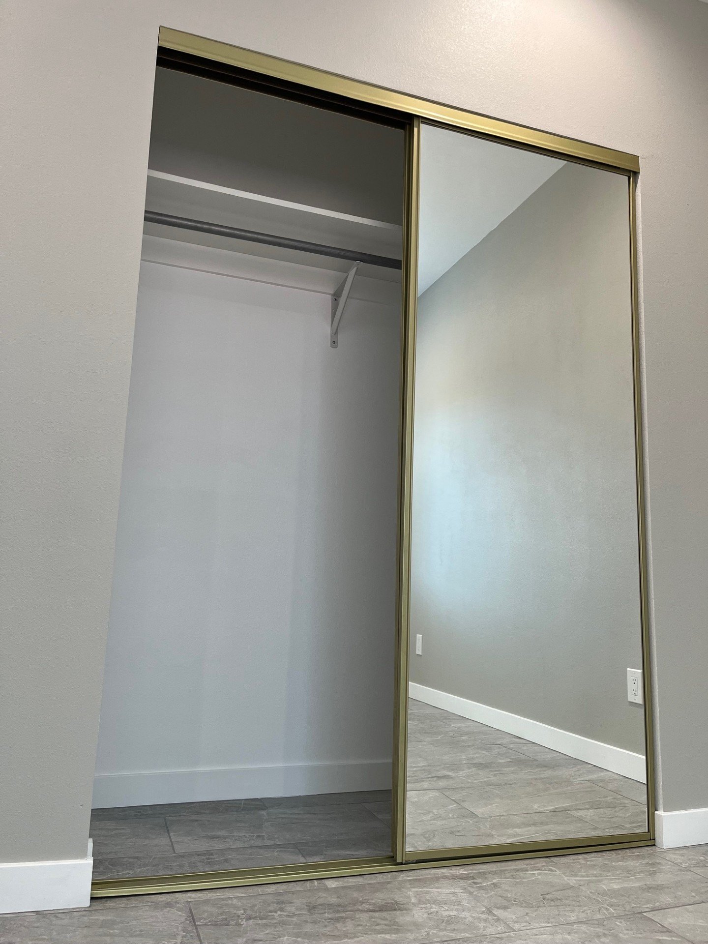 Building Photo - 12225 Brookhaven Park