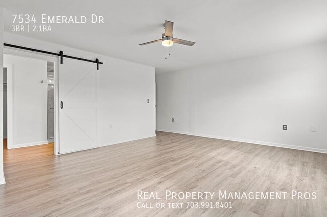 Building Photo - 7534 Emerald Dr