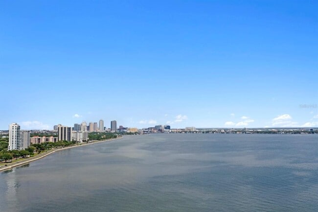 Building Photo - 3301 Bayshore Blvd