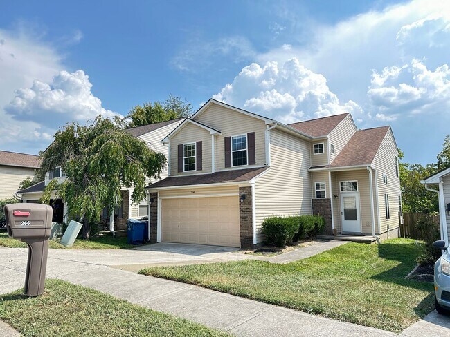 Building Photo - Beautiful 3 BR, 2.5 Bath House in Georgetown! Open Layout, Fenced Backyard, Attached Garage