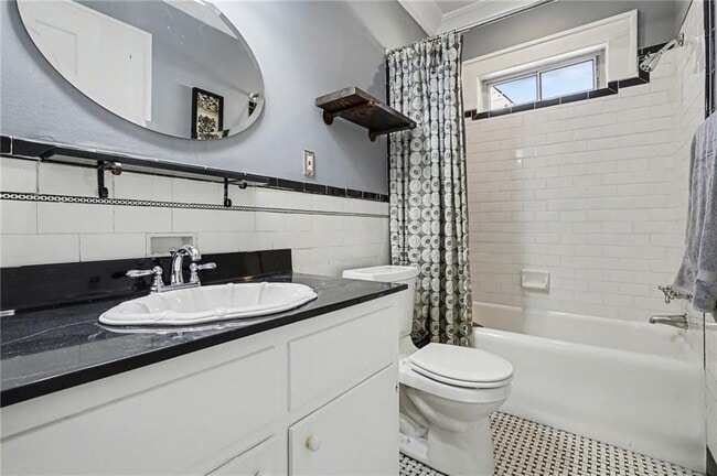 Building Photo - 39 Alden Ave NW