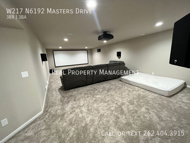 Building Photo - W217N6192-N6192 Masters Dr