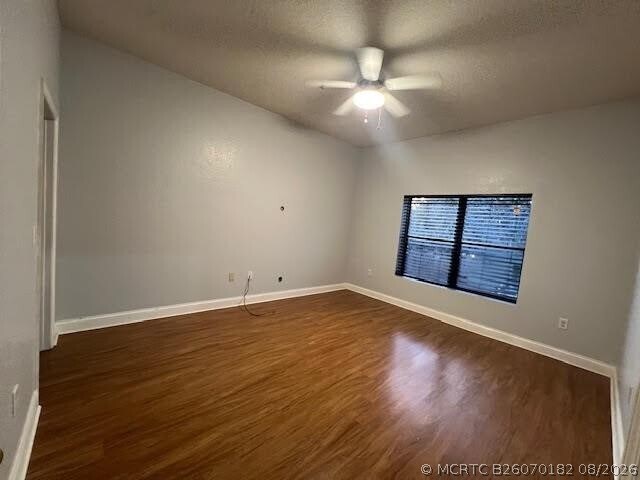 Building Photo - 5811 La Costa Dr