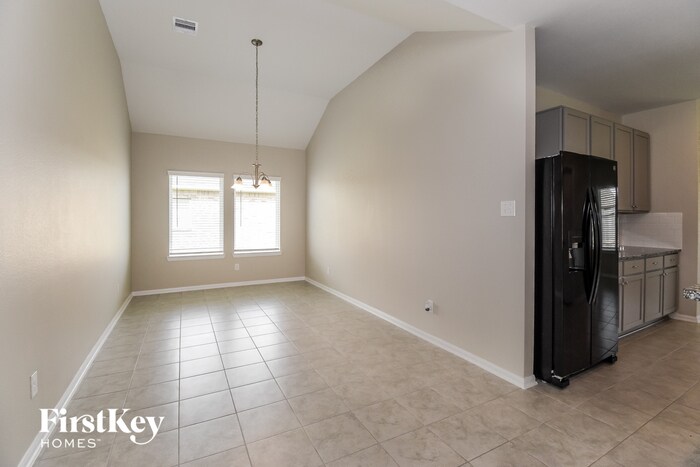 Building Photo - 8020 Quartz Ln