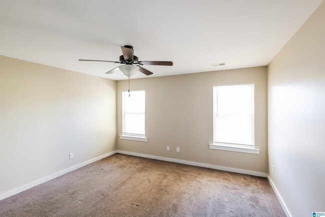 Building Photo - 47 Carriage House Rd SW