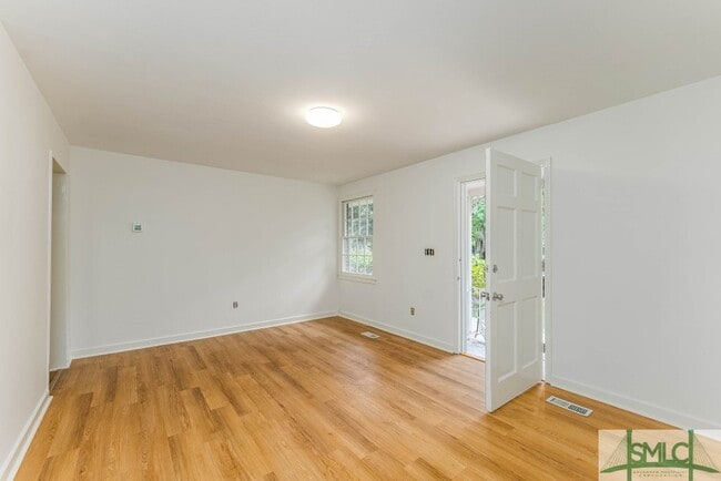 Building Photo - 120 Pine Valley Rd