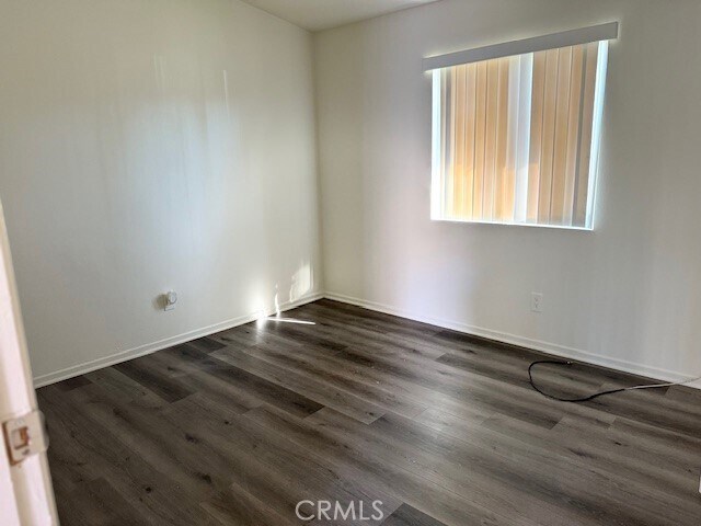 Building Photo - 79700 Ave 42