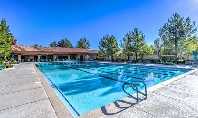 Building Photo - 2433 Sunup Dr