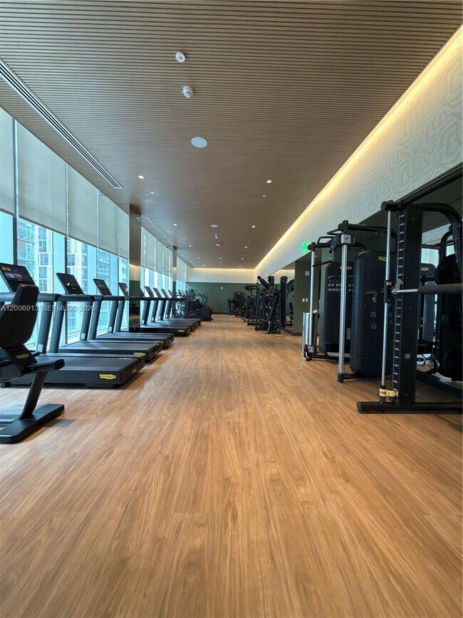 Building Photo - 77 SE 5th St