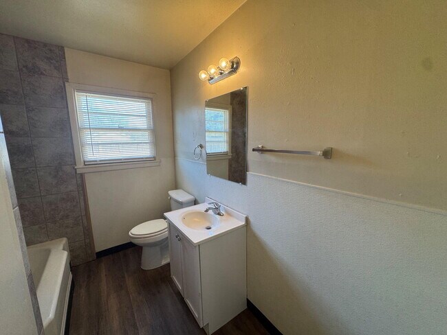 Building Photo - 5402 22nd St