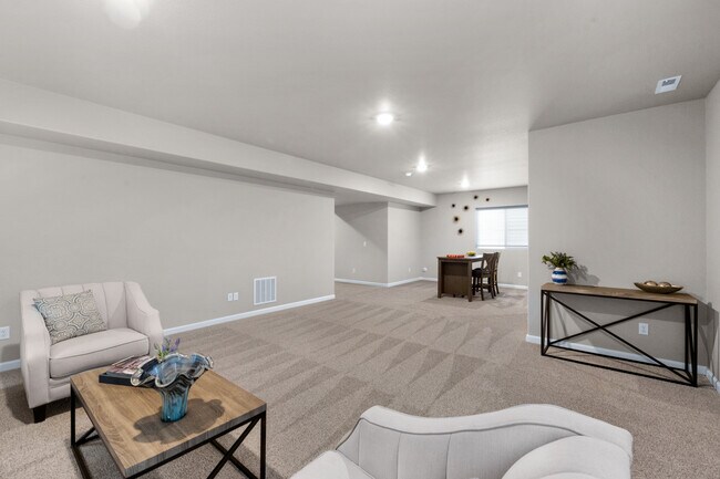 Building Photo - 9436 Wolf Valley Dr.