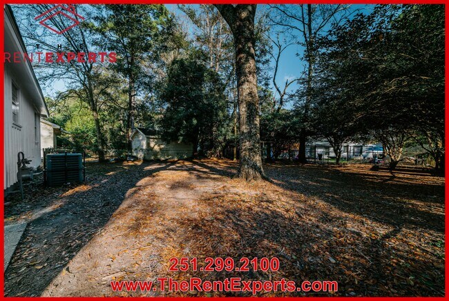 Building Photo - 1377 W Riviera Dr